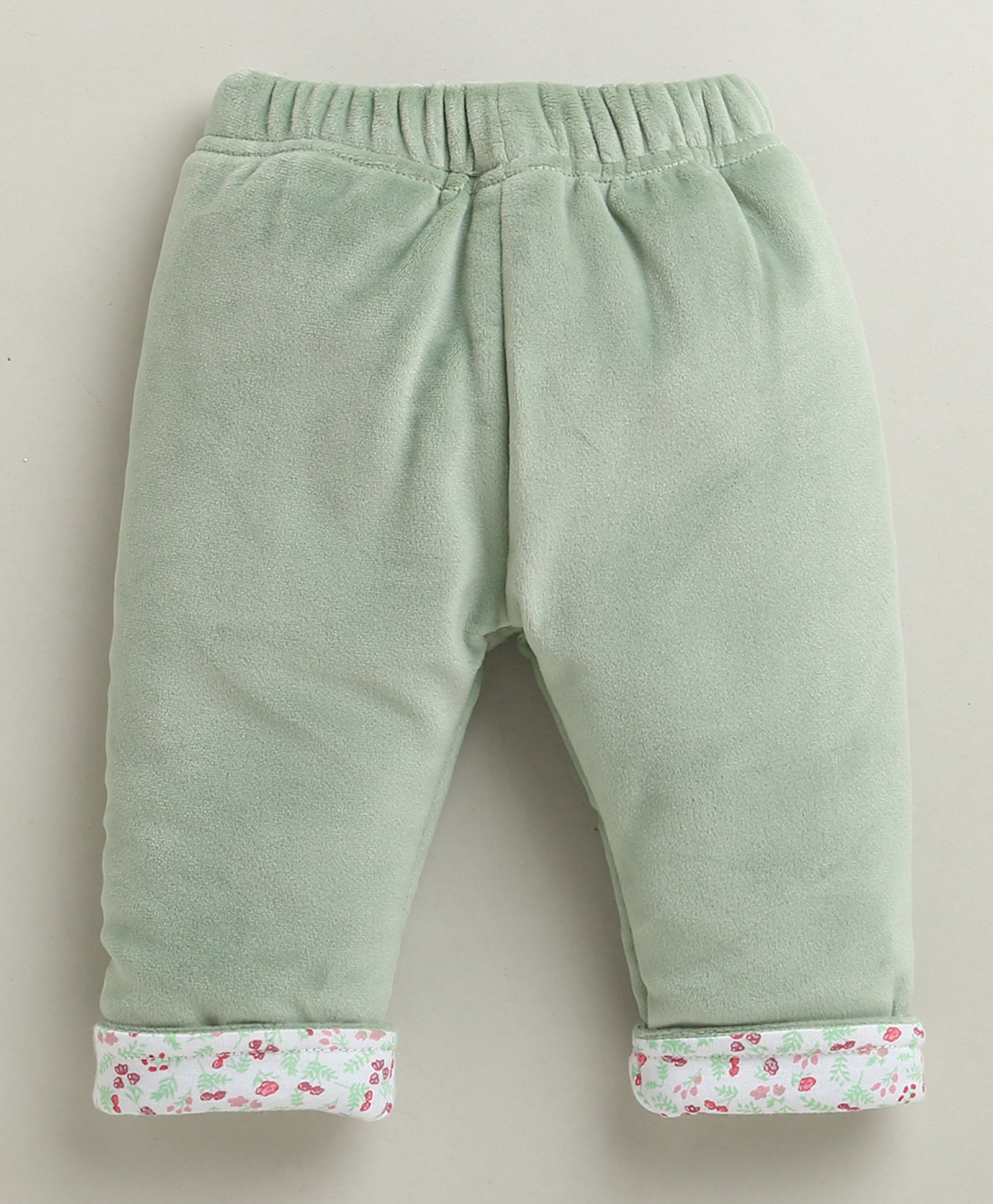 Green Girls Full Sleeves Cotton Blend Winter Wear Set