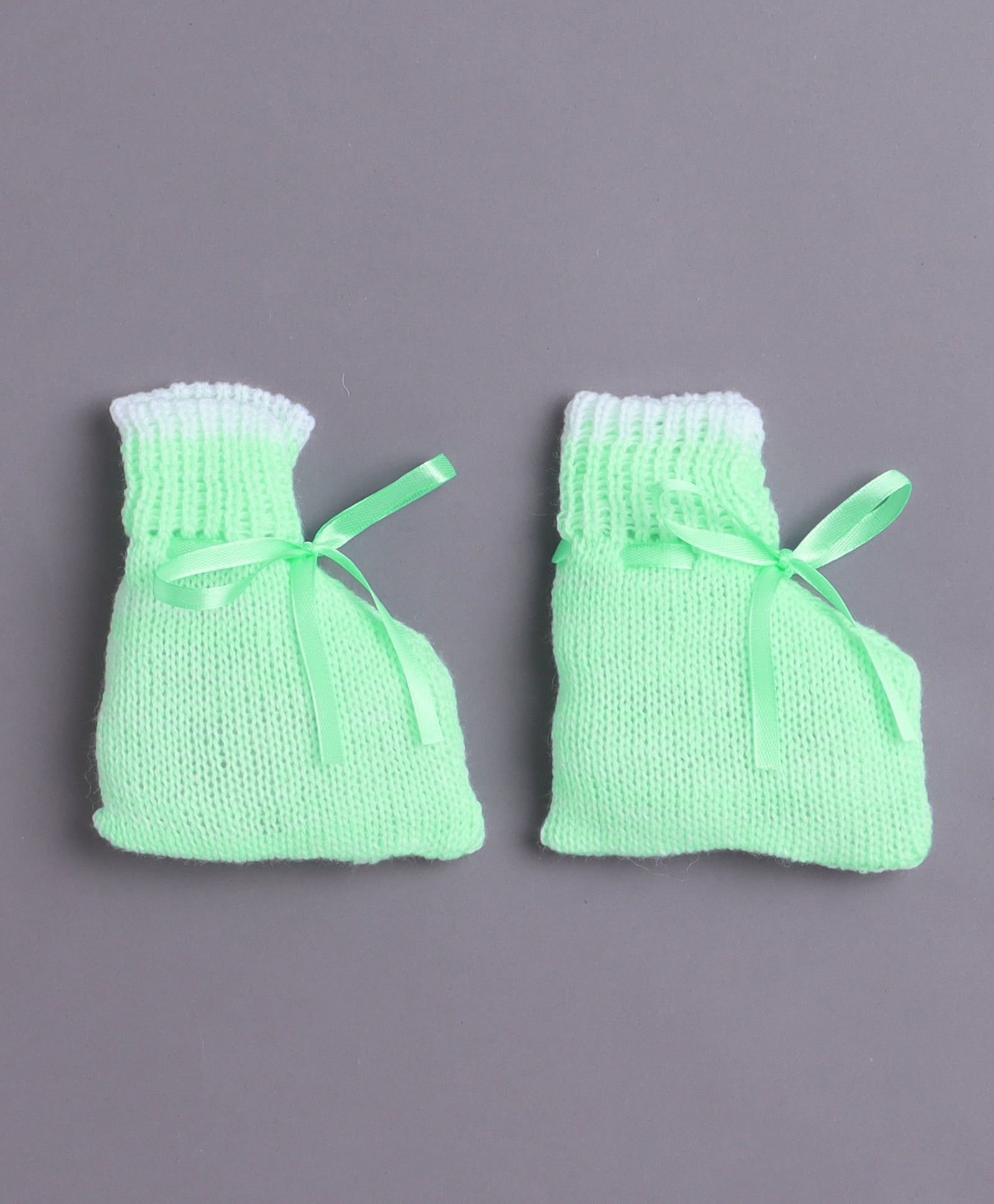 Green Baby Girls Full Sleeves Acrylic Blend Sweater With Cap & Socks