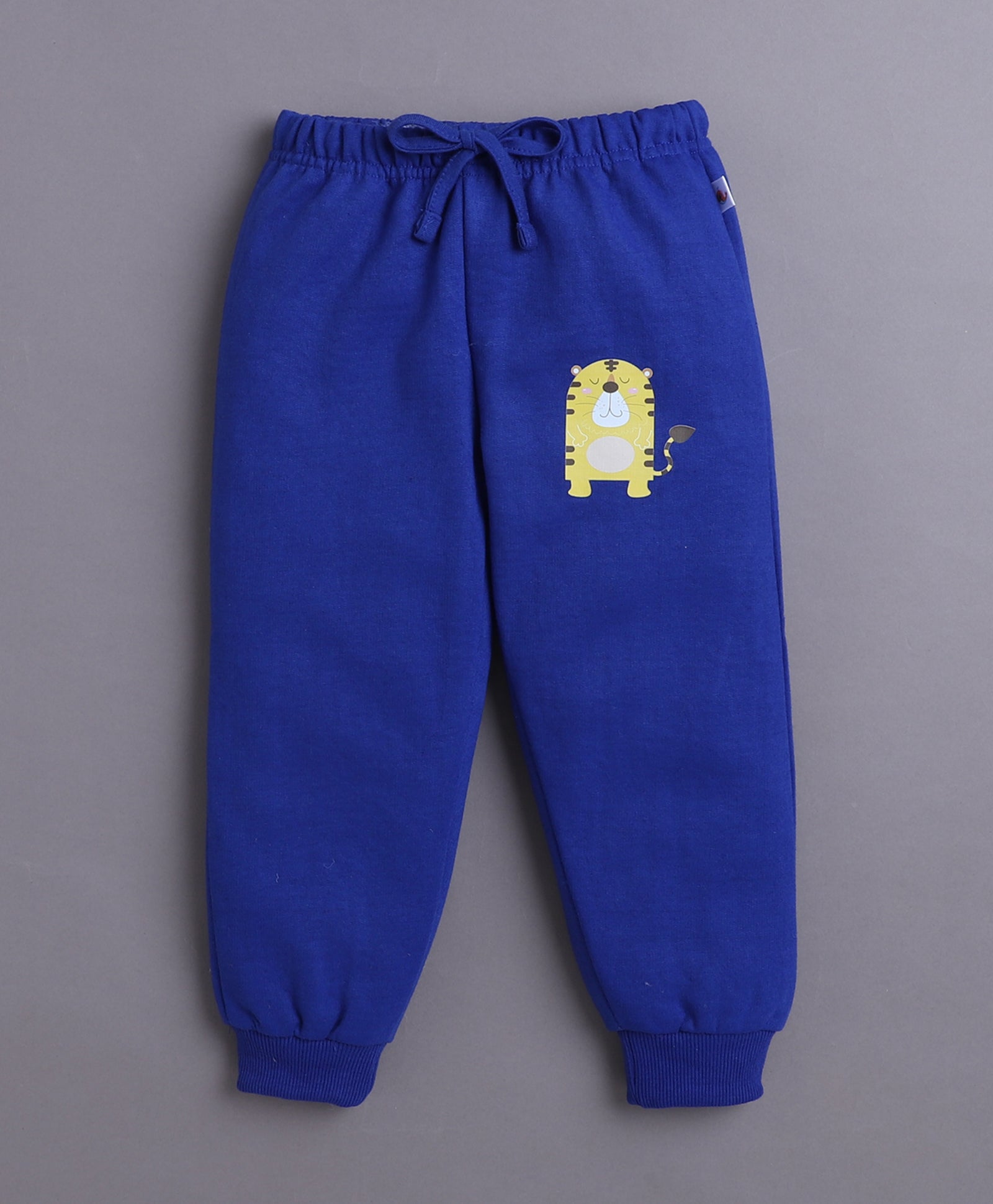 White & Blue Boys Full Sleeves Sweatshirt & Jogger Set
