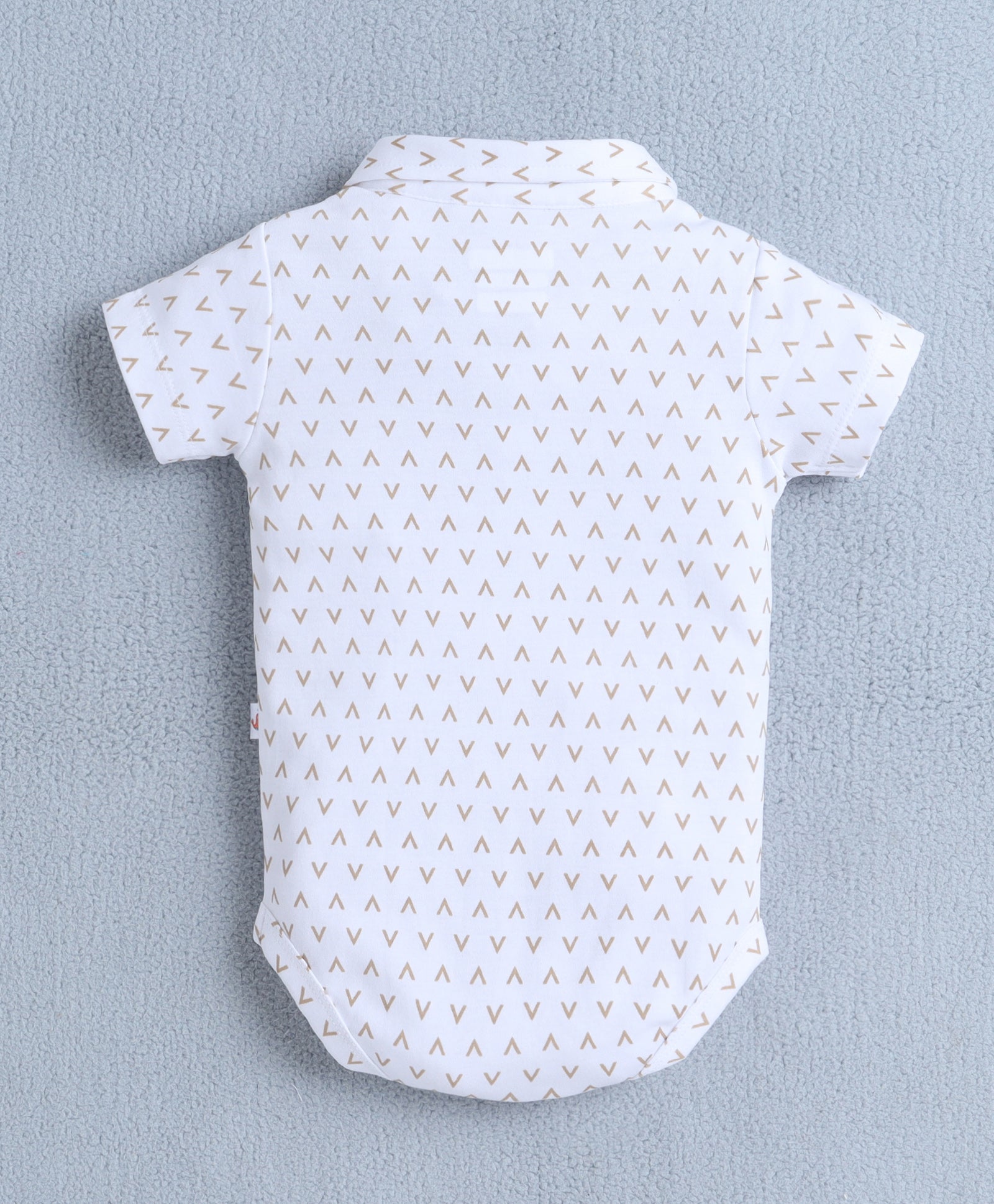 White & Beige Boys Half Sleeves Bodysuit & Short Set With Applique Bow Suspender & Cap